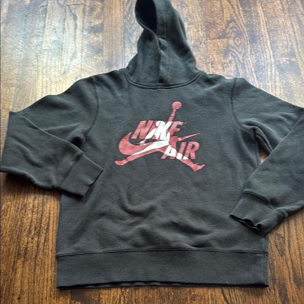 Nike Men's Black and Red Hoodie